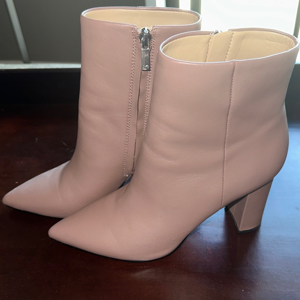 Marc Fisher LTD Cream Leather Boots - Picture 2 of 8